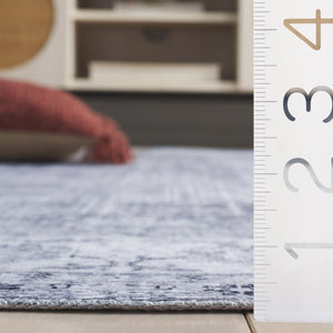 Safavieh Arizona Elegant Runner Rug For Hallways – Timeless Design, Washable, Slip-resistant, Classic Charm Grey ,Beige Polyester Arz207f-5