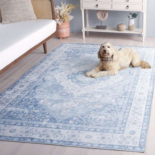 Safavieh Arizona 6ft Round Area Rug In Light Blue & Blue - Elegant Traditional Design With Medallion Pattern Light Blue ,Blue Polyester Arz211m-6r
