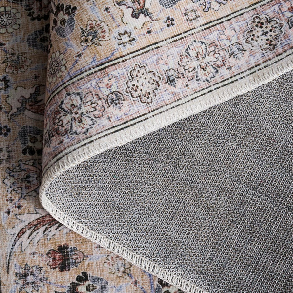 Safavieh Arizona Elegant Traditional Runner Rug - Durable, Washable, Slip-resistant For Hallways And Spaces Light Green ,Beige Polyester Pile Arz222y-3