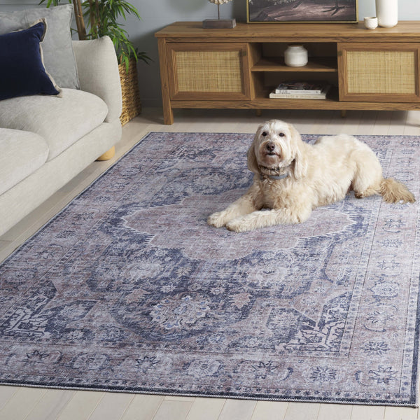 Safavieh Arizona Traditional Area Rug Runner - Stylish, Durable, And Washable For Modern Home Decor Solutions Sage ,Grey Polyester Arz244y-5