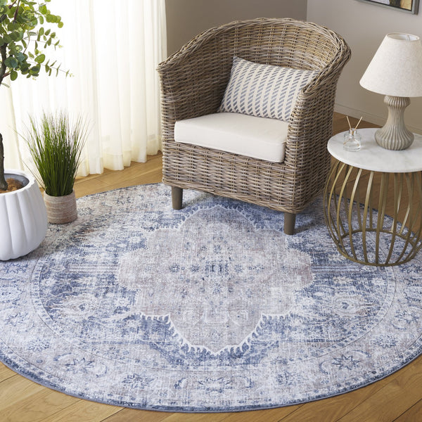 Safavieh Arizona Power Loomed Runner Rug - Elegant Sage And Grey Design For Sophisticated Home Decor Sage ,Grey Polyester Arz344y-6r