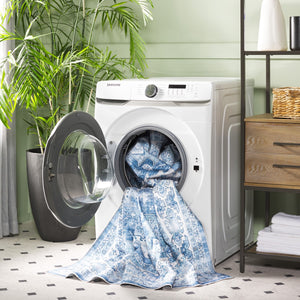 Safavieh Arizona 512 ARZ512 Power Loomed Traditional Rug Light Blue / Blue ARZ512L-6SQ