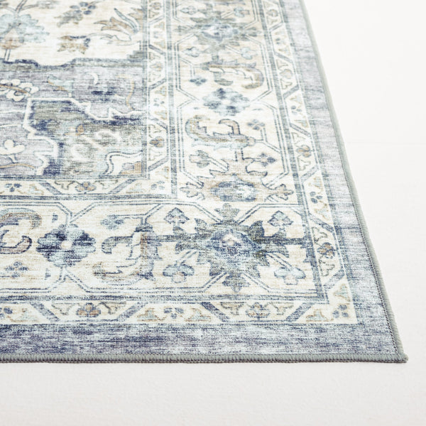 Safavieh Arizona Elegant Traditional Rug For Sophisticated Living Spaces – Durable, Washable & Stylish Design Light Grey ,Beige Polyester Arz520f-8r