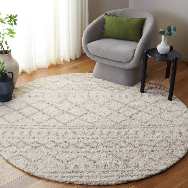 Safavieh Arizona Plush Shag Area Rug Ivory Beige With Geometric Tribal Motif — Power-Loomed Turkish Quality 6'-0" x 8'-0" ASG741A-68