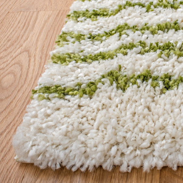 Safavieh Arizona Shag 741 Power Loomed Rug Ivory / Green 60% Polypropylene, 35% Jute, 5% Polyester