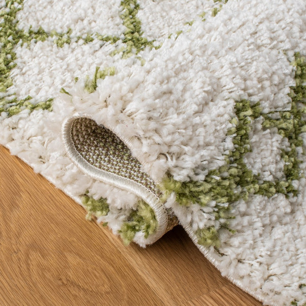 Safavieh Arizona Shag 741 Power Loomed Rug Ivory / Green 60% Polypropylene, 35% Jute, 5% Polyester