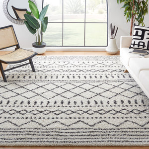 Safavieh Arizona Shag Area Rug - Elegant Geometric Design In Ivory And Beige For Cozy Home Decor Solutions Ivory ,Black 70% Polypropylene  22% Jute  8% Polyester Asg741z-220