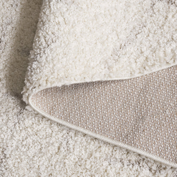 Safavieh Arizona Area Rug - Luxurious Shag Design In Soft Ivory And Beige - Elevate Your Home Decor Today! Ivory ,Beige 70% Polypropylene  22% Jute  8% Polyester Asg743a-68ov