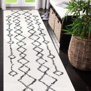 Amer Rugs Aspen Moroccan Inspired Shag Runner Rug - Elevate Your Space With Timeless Elegance And Comfort Cream Polypropylene Asp52210