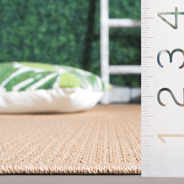 Safavieh Atrium Sisal  100b Beige Beige 42% Polypropylene,41% Jute,12% Polyester,5% Adhesive Material Atm100b-5