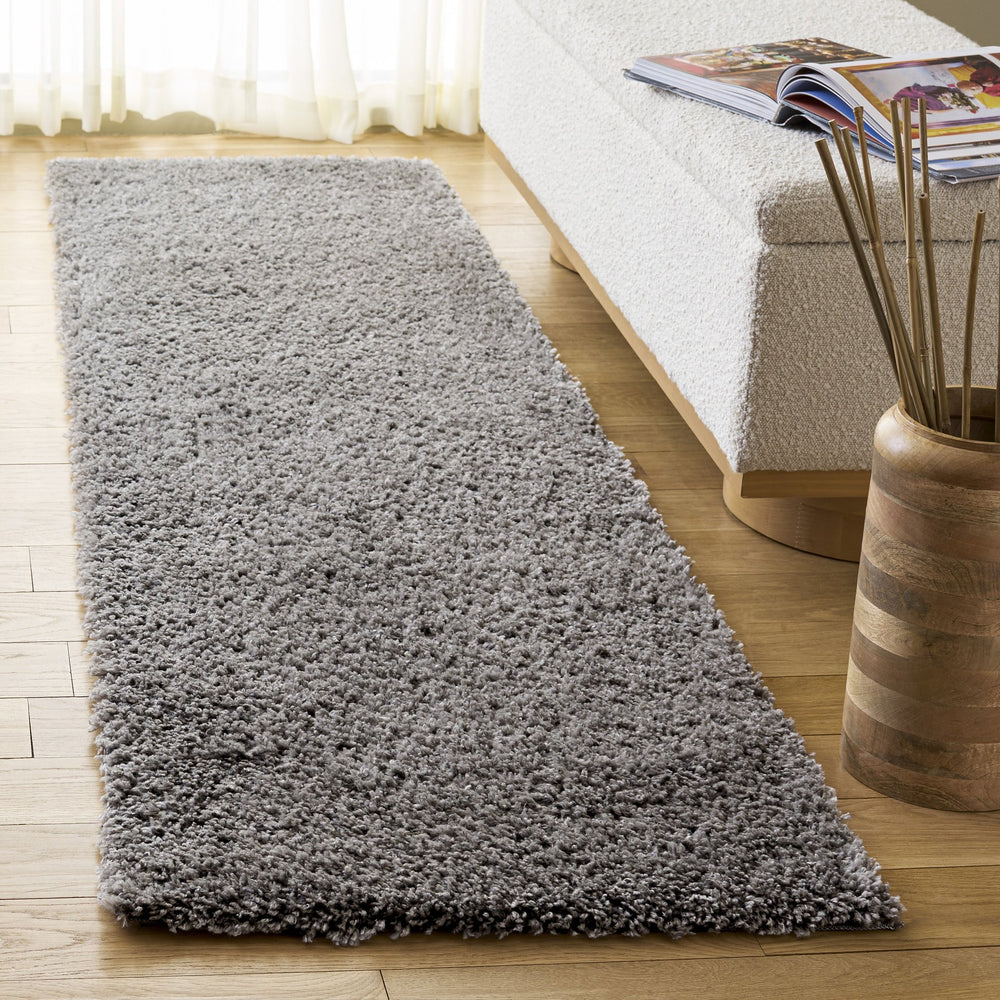 Safavieh Atlantis Plush Grey Shag Rug — Luxurious Flokati Texture, Durable Power-Loomed Comfort From Turkey 5'-3" x 7'-6" ATS100F-5