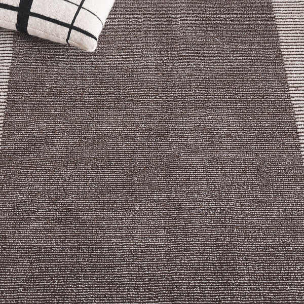 Safavieh Audrey Modern Area Rug - Exquisite Power-loomed Design With Soft Texture For Effortless Elegance Dark Grey ,Ivory 80% Micro Polyester,20% Cotton Aud102h-28