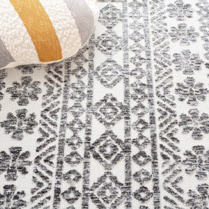 Safavieh Audrey Elegant Ivory And Grey Area Rug – Timeless Design For Cozy Living Spaces And Modern Homes Ivory ,Grey 80% Micro Polyester,20% Cotton Aud105a-4