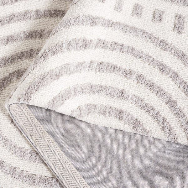 Safavieh Audrey Elegant Geometric Area Rug With Timeless Style | Luxurious Comfort For Any Room Decor Ivory ,Grey 80% Micro Polyester,20% Cotton Aud106a-28