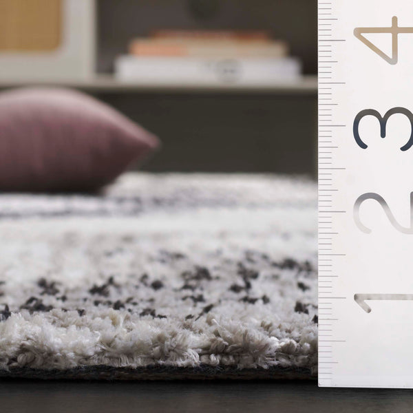 Safavieh Audrey Modern Area Rug - Premium Quality, Chic Grey And Ivory Design For Stylish Home Décor Grey ,Ivory 80% Micro Polyester,20% Cotton Aud111f-8