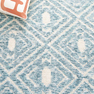 Safavieh Audrey Hand-tufted Area Rug With Geometric Pattern – Stylish Blue And Ivory Design For Any Room Blue ,Ivory 80% Polyester 20% Cotton Aud203m-6r
