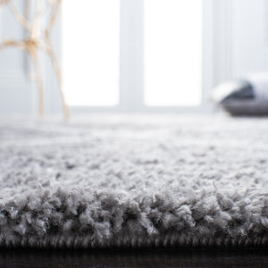 Safavieh August 8' X 10' Light Grey/Ivory Shag Area Rug - Luxurious Comfort, Timeless Design, Oeko-tex Certified Light Grey ,Ivory 50% Jute,45% Polypropylene,5% Polyester Aug531f-8