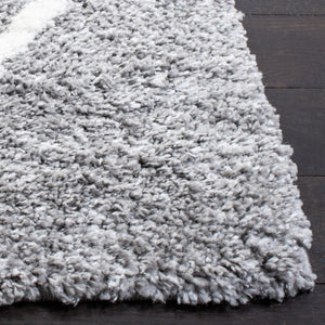 Safavieh August 8' X 10' Light Grey/Ivory Shag Area Rug - Luxurious Comfort, Timeless Design, Oeko-tex Certified Light Grey ,Ivory 50% Jute,45% Polypropylene,5% Polyester Aug531f-8