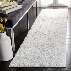 Safavieh August Shag Area Rug - Luxurious 10' X 10' Soft Comfort For Elegant Home Aesthetics And Style White 65% Polypropylene + 35% Jute Aug900a-218