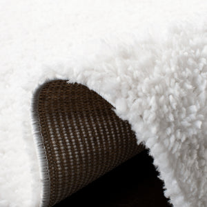 Safavieh August Luxurious Shag Area Rug - Sumptuous Softness & Modern Elegance For Your Cozy Living Space White 65% Polypropylene + 35% Jute Aug900a-10r