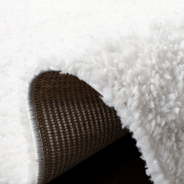 Safavieh August Luxurious Shag Area Rug - Sumptuous Softness & Modern Elegance For Your Cozy Living Space White 65% Polypropylene + 35% Jute Aug900a-10r