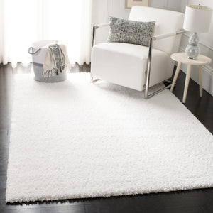Safavieh August Luxurious Shag Area Rug - Sumptuous Softness & Modern Elegance For Your Cozy Living Space White 65% Polypropylene + 35% Jute Aug900a-10r