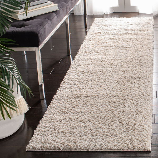 Safavieh August Shag Area Rug - Luxurious 10' X 10' Soft Comfort For Elegant Home Aesthetics And Style Beige 65% Polypropylene + 35% Jute Aug900d-12sq