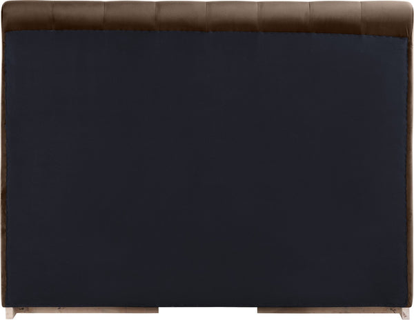 Meridian Furniture Amara High-pile Velvet Queen Bed with Solid Wood Frame and Tall Statement Headboard AmaraBrown-Q