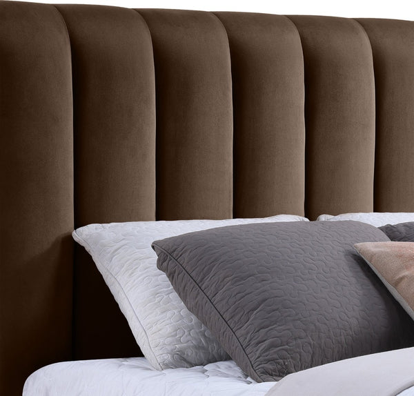 Meridian Furniture Amara High-pile Velvet Queen Bed with Solid Wood Frame and Tall Statement Headboard AmaraBrown-Q