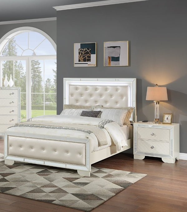 English Elm King Tufted Faux Leather Bedroom Set with LED Lighting and Mirrored Panel Accents B011S02528