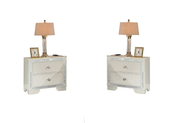 English Elm King Tufted Faux Leather Bedroom Set with LED Lighting and Mirrored Panel Accents B011S02528