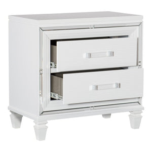 English Elm California King Bedroom Set with LED Headboard Mirrored Trim and Glam Metallic Finish B011S06324