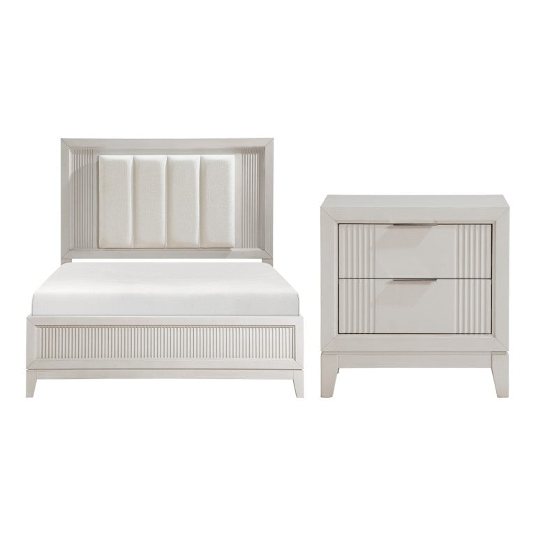 English Elm Queen Bedroom Set with LED Backlit Headboard Reeded Detailing and Antique White Wood B011S06926