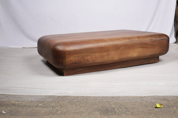English Elm Low Solid Wood Round Coffee Table Handcrafted for Floor Seating and Modern Living B024P357589