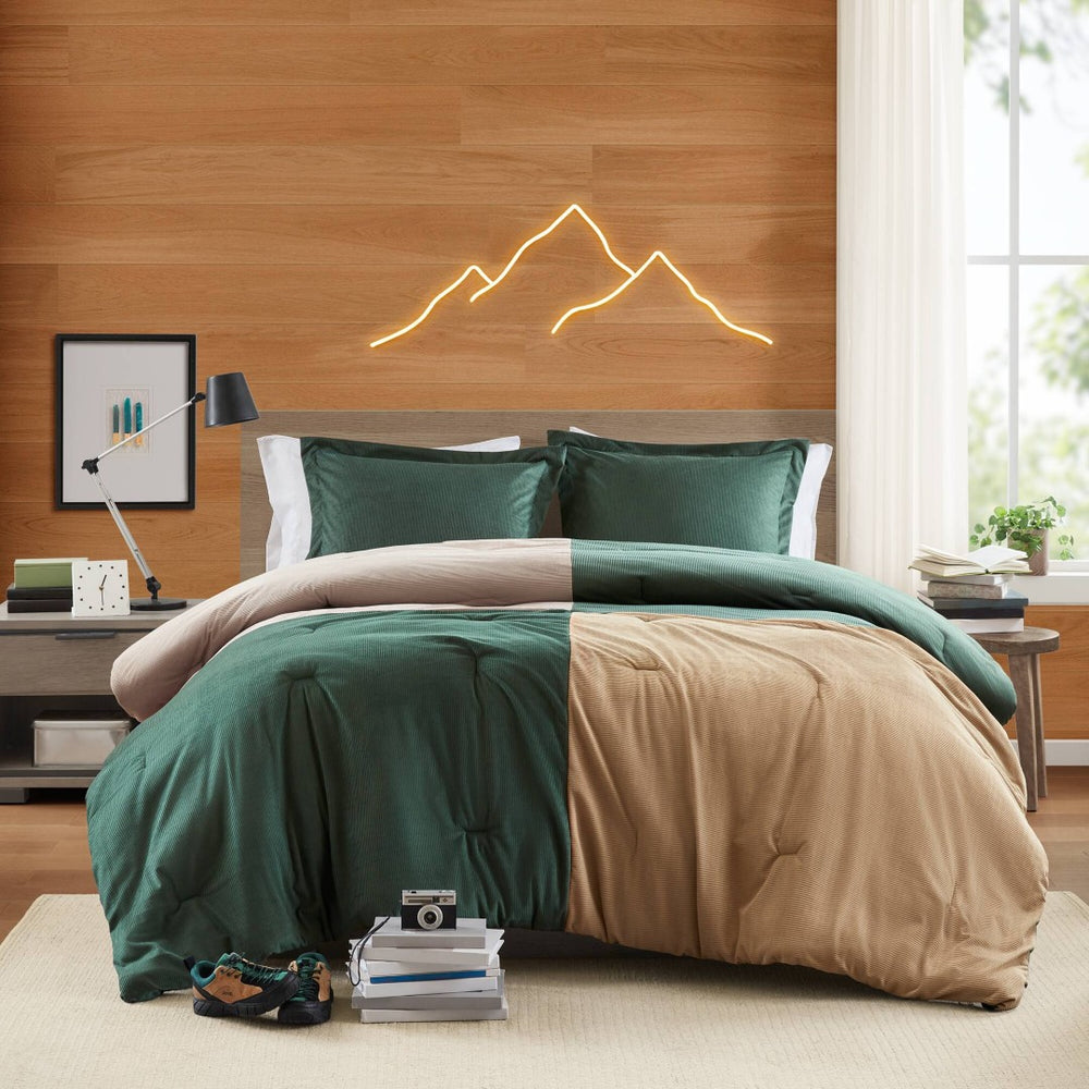English Elm 3 Piece Full Queen Corduroy Comforter Set with Retro Color Block Patchwork Texture Green B035P529058