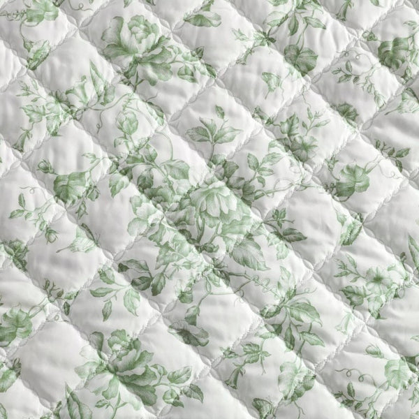 English Elm 4 Piece King Quilt Set Vintage Floral Scalloped Edge Microfiber Bedroom Bedding Green B035P529064