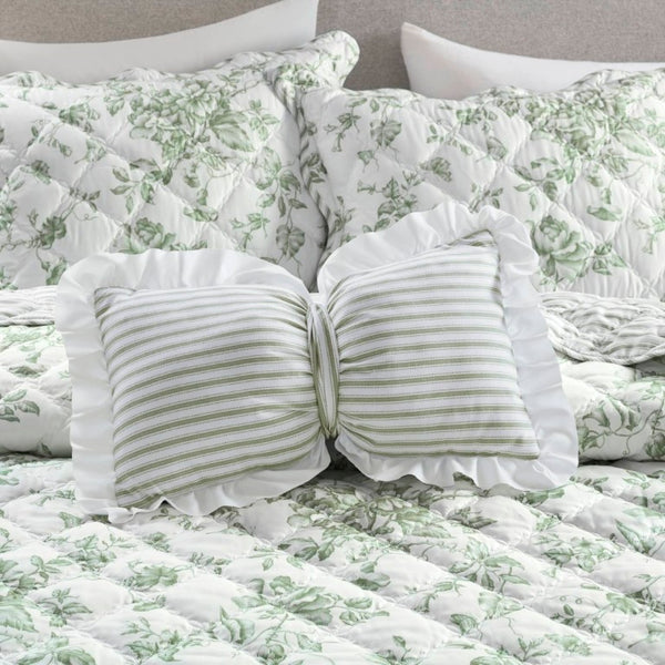 English Elm 4 Piece King Quilt Set Vintage Floral Scalloped Edge Microfiber Bedroom Bedding Green B035P529064