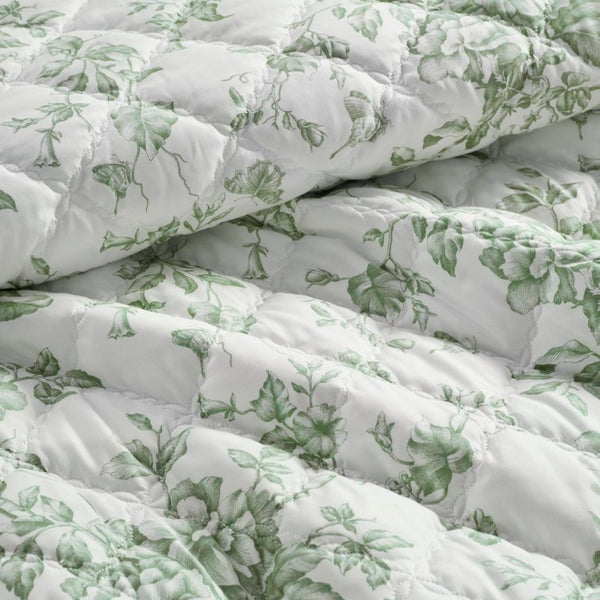 English Elm 4 Piece King Quilt Set Vintage Floral Scalloped Edge Microfiber Bedroom Bedding Green B035P529064