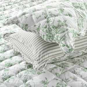 English Elm 4 Piece King Quilt Set Vintage Floral Scalloped Edge Microfiber Bedroom Bedding Green B035P529064