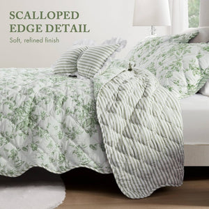 English Elm 4 Piece King Quilt Set Vintage Floral Scalloped Edge Microfiber Bedroom Bedding Green B035P529064