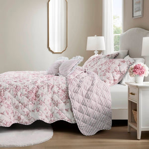 English Elm 4 Piece King Quilt Set Vintage Floral Scalloped Edge Microfiber Bedroom Bedding Pink B035P529067