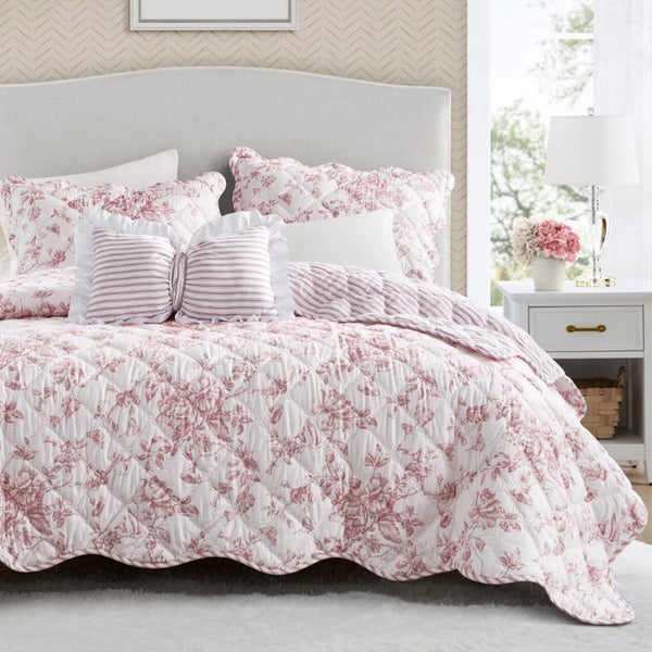 English Elm 4 Piece King Quilt Set Vintage Floral Scalloped Edge Microfiber Bedroom Bedding Pink B035P529067