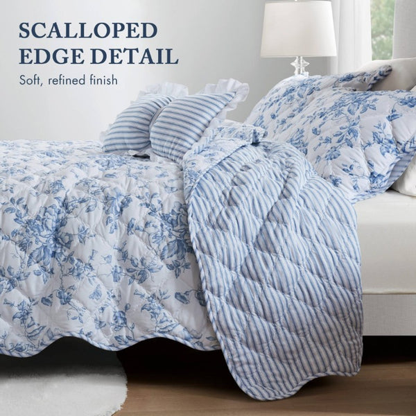 English Elm 4 Piece King Quilt Set Vintage Floral Scalloped Edge Microfiber Bedroom Bedding Blue B035P529070