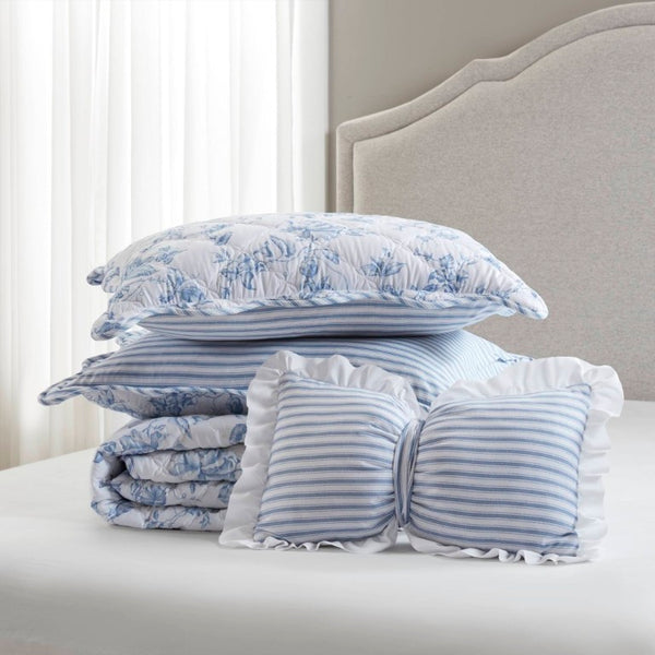 English Elm 4 Piece King Quilt Set Vintage Floral Scalloped Edge Microfiber Bedroom Bedding Blue B035P529070