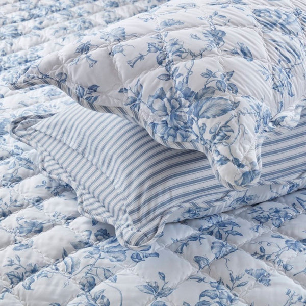 English Elm 4 Piece King Quilt Set Vintage Floral Scalloped Edge Microfiber Bedroom Bedding Blue B035P529070