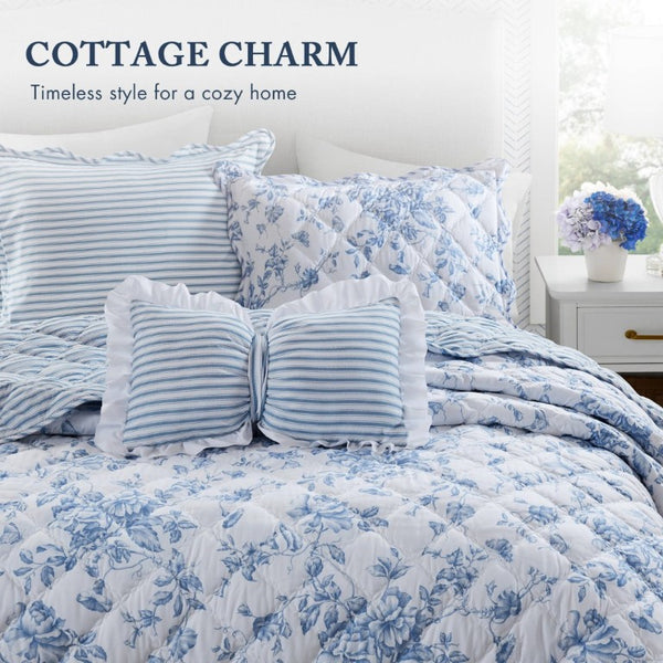 English Elm 4 Piece King Quilt Set Vintage Floral Scalloped Edge Microfiber Bedroom Bedding Blue B035P529070