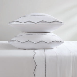 English Elm 4 Piece Cotton Sateen Sheet Set with Scallop Embroidery for a Refined Bedroom Cal King Grey+White B035P529083