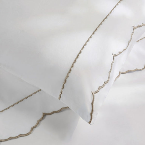 English Elm 4 Piece Split King Cotton Sateen Sheet Set with Scallop Embroidery for Adjustable Beds Linen 4 Pieces B035P529088