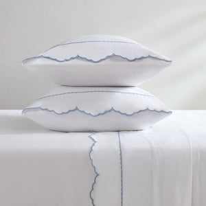 English Elm 4 Piece Cotton Sateen Sheet Set with Scallop Embroidery for a Refined Bedroom Cal King White+Blue B035P529091