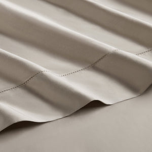 English Elm 4 Piece Queen Supima Cotton Sateen Sheet Set with Deep Pocket Fit and Tailored Hem Linen B035P529097